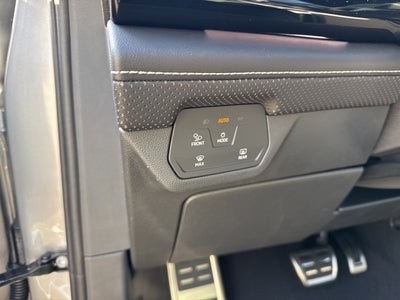 2024 Volkswagen Atlas Cross Sport 2.0T SEL R-Line