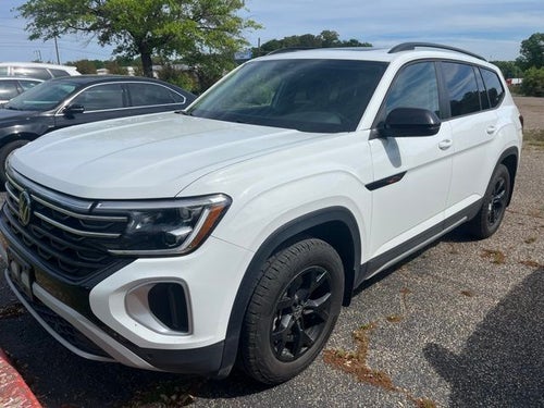 2025 Volkswagen Atlas 2.0T Peak Edition