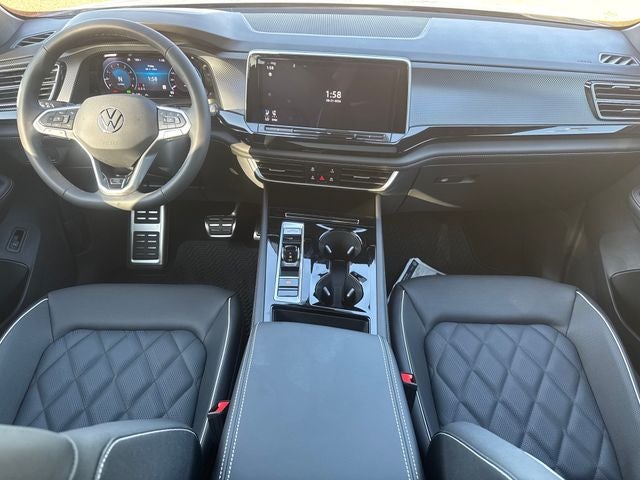 2026 Volkswagen Atlas Cross Sport SEL Premium R-Line
