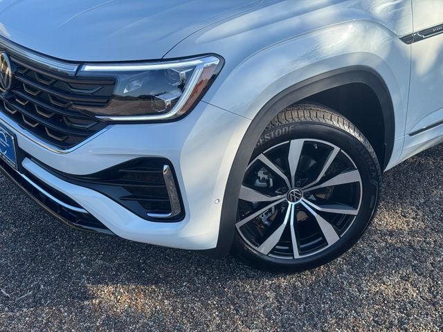 2026 Volkswagen Atlas Cross Sport SEL Premium R-Line