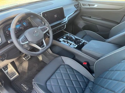 2026 Volkswagen Atlas Cross Sport SEL Premium R-Line