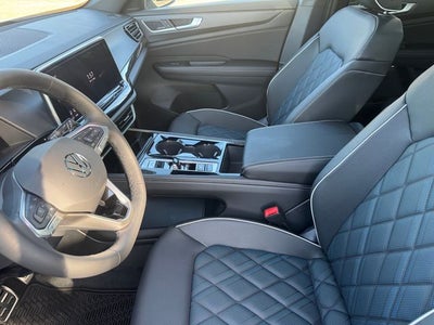 2026 Volkswagen Atlas Cross Sport SEL Premium R-Line