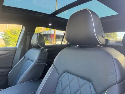 2026 Volkswagen Atlas Cross Sport SEL Premium R-Line