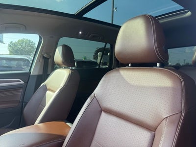 2022 Volkswagen Atlas 3.6L V6 SE w/Technology