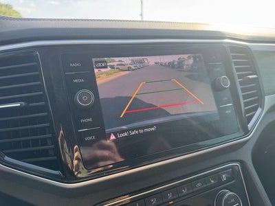 2022 Volkswagen Atlas 3.6L V6 SE w/Technology