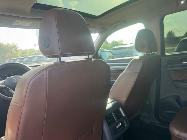2022 Volkswagen Atlas 3.6L V6 SE w/Technology