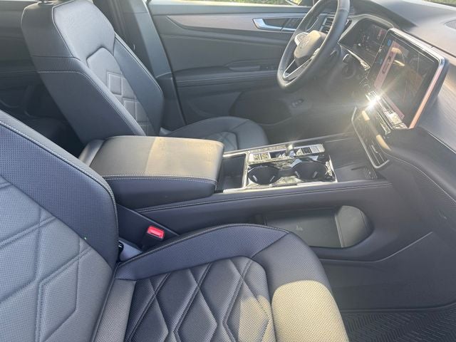 2026 Volkswagen Atlas Cross Sport SE w/Technology