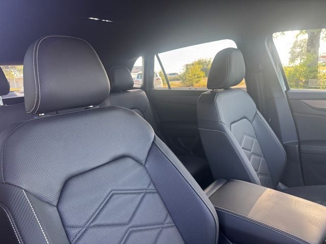 2026 Volkswagen Atlas Cross Sport SE w/Technology