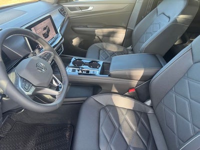 2026 Volkswagen Atlas Cross Sport SE w/Technology