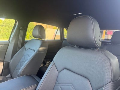 2026 Volkswagen Atlas Cross Sport SE w/Technology