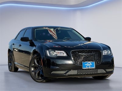 2020 Chrysler 300 Touring