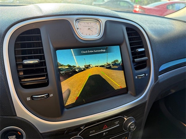 2020 Chrysler 300 Touring