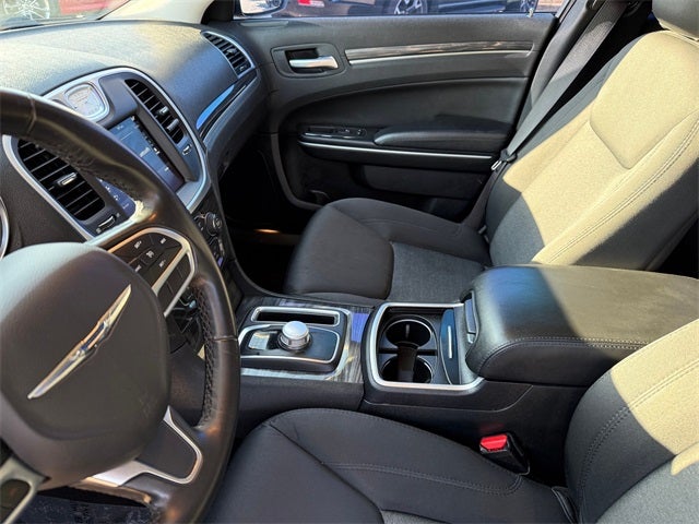 2020 Chrysler 300 Touring