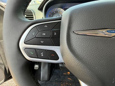 2023 Chrysler 300 Touring