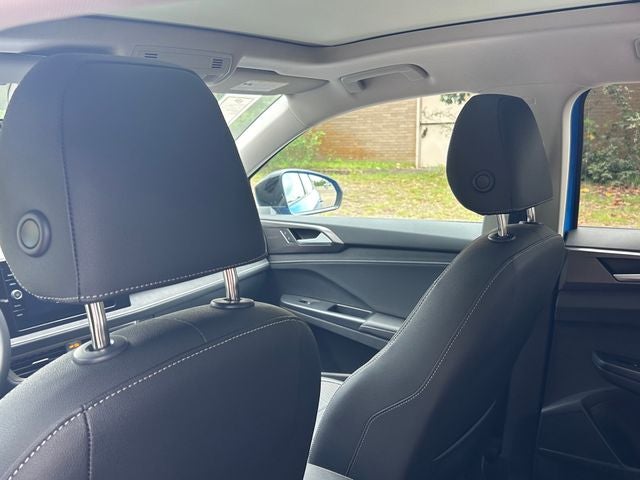 2026 Volkswagen Taos 1.5T SE Black