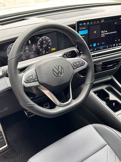 2026 Volkswagen Tiguan 2.0T SE R-Line Black