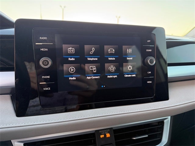 2025 Volkswagen Taos 1.5T SE