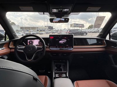 2026 Volkswagen Tiguan 2.0T SEL R-Line Turbo