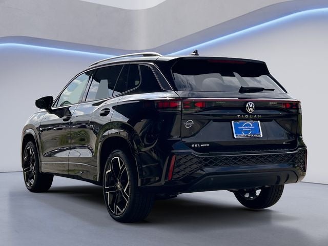2026 Volkswagen Tiguan 2.0T SEL R-Line Turbo