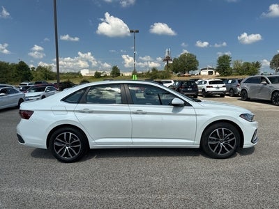 2025 Volkswagen Jetta 1.5T SE