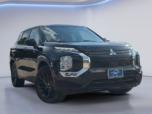 2022 Mitsubishi Outlander Black Edition