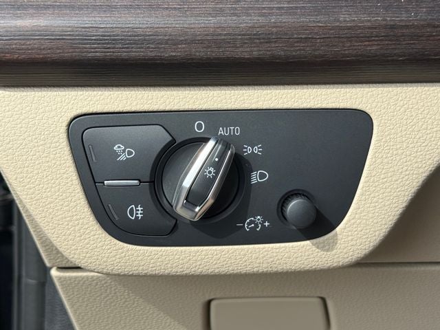 2024 Audi Q5 40 Premium quattro