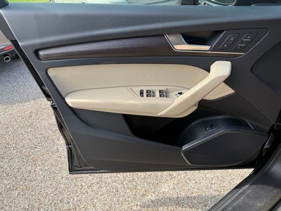 2024 Audi Q5 40 Premium quattro