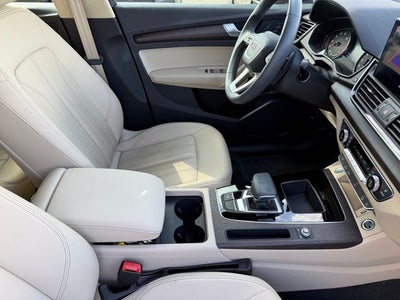 2024 Audi Q5 40 Premium quattro