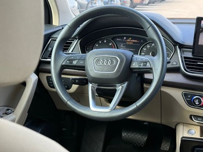 2024 Audi Q5 40 Premium quattro