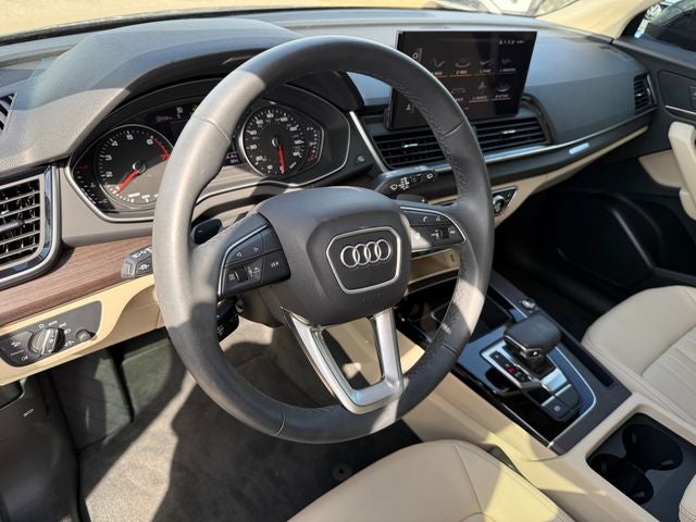 2024 Audi Q5 40 Premium quattro